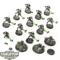 Necrons - 11 Warriors 3 Scarab Swarms - teilweise bemalt