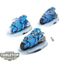 Space Marines - 3 Outriders - teilweise bemalt