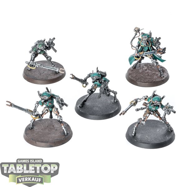 Adeptus Mechanicus - 5 x Sicarian Infiltrators - teilweise bemalt