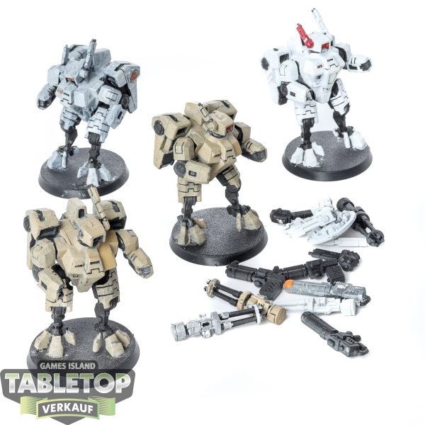 Tau Empire - 4x XV8 Crisis Battlesuit Team - klassisch - teilweise bemalt