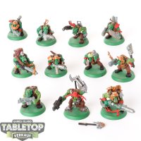 Orks - 10x Ork Boyz - teilweise bemalt