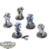 Space Marines - 5x Primaris Intercessors - teilweise bemalt