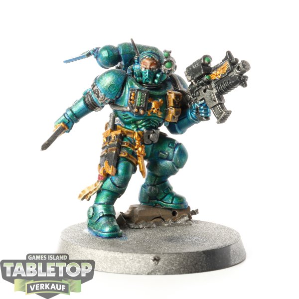 Space Marines - Primaris Lieutenant in Phobos Armour - bemalt