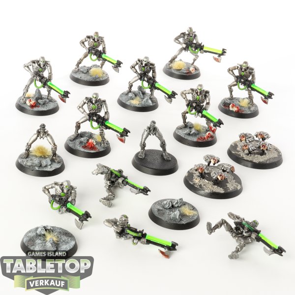 Necrons - 11x Necron Warriors & 2 Scarabs - klassisch - bemalt