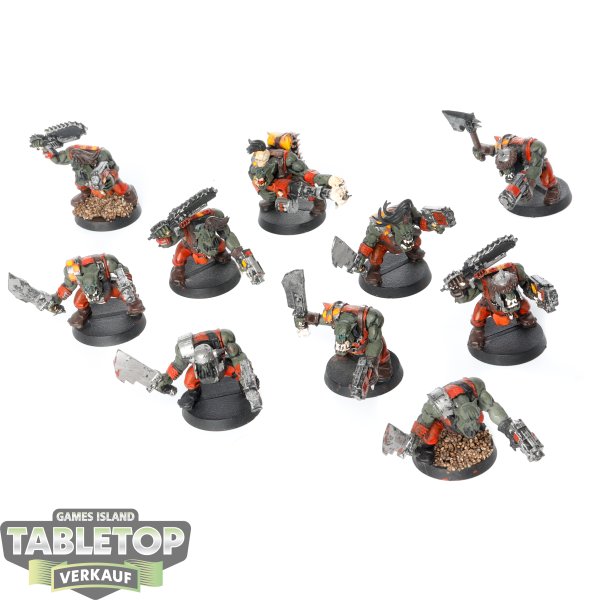 Orks - 11 x Ork Boyz  - bemalt