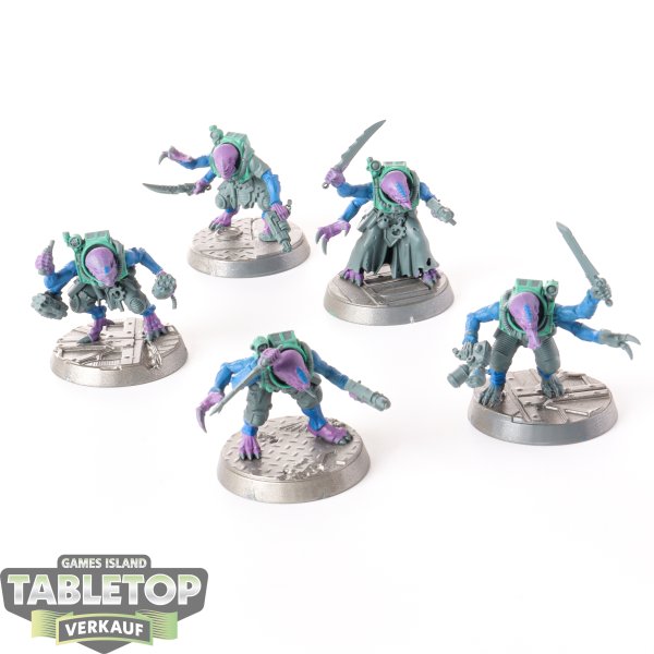 Genestealer Cults - 5 x Acolyte Hybrids - teilweise bemalt