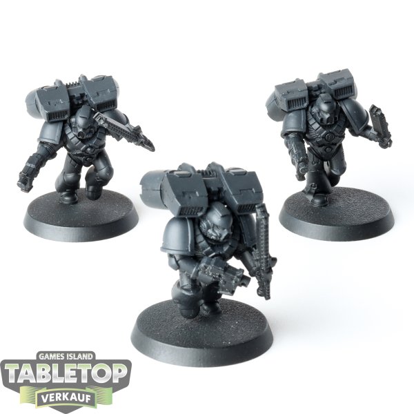 Space Marines - 3x Assault Marines - grundiert