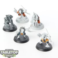 Genestealer Cults - 5x Acolyte Hybrids - teilweise bemalt