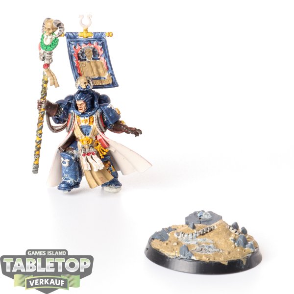 Ultramarines - Chief Librarian Tigurius - bemalt