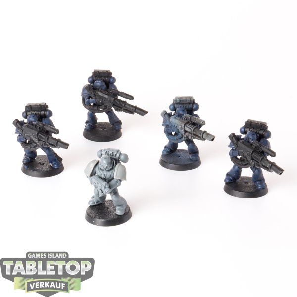 Space Marines - 5 x Devastator Squad klassisch - teilweise bemalt