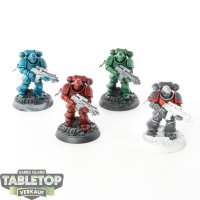 Space Marines - 4x Primaris Intercessors - teilweise bemalt