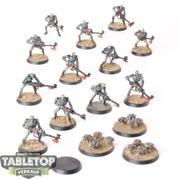 Necrons - 12 x Necron Warriors & 3 x Scarabs  - bemalt