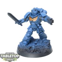 Space Marines - Primaris Lieutenant with Power Sword...