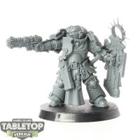 Space Marines - Lieutenant with Storm Shield - unbemalt