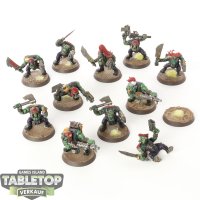 Orks - 11 x Ork Boyz - bemalt