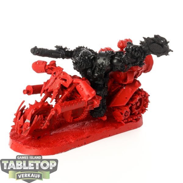 Orks - Ork Warboss on Bike - teilweise bemalt