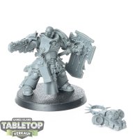 Space Marines - Lieutenant with Storm Shield - unbemalt