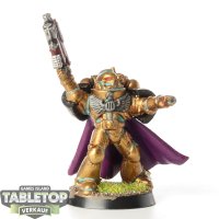 Space Marines - Captain klassisch - bemalt