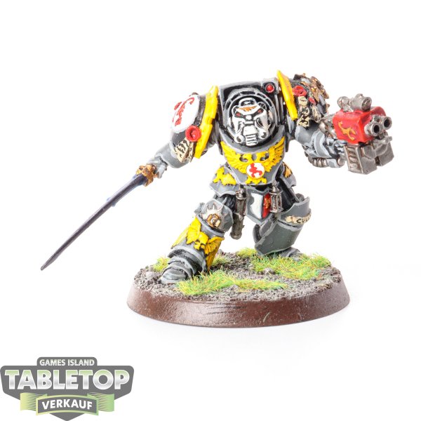 Space Marines - Commander Culln of the Red Scorpions - bemalt