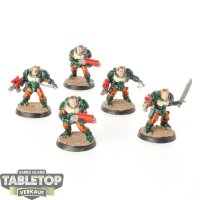 Space Marines -  5 x Scouts klassisch - bemalt