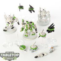 Tau Empire - 3 XV8 Crisis Battlesuits, 6 Drones -...