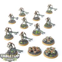 Necrons - 10x Necron Warriors & 3x Scarab - bemalt