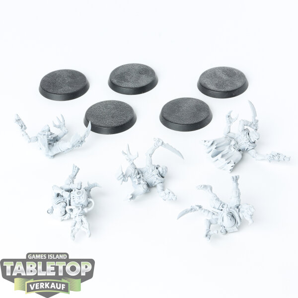 Genestealer Cults - 5 x Acolyte Hybrids - grundiert
