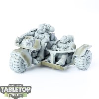 Space Marines - Attack Bike - teilweise bemalt