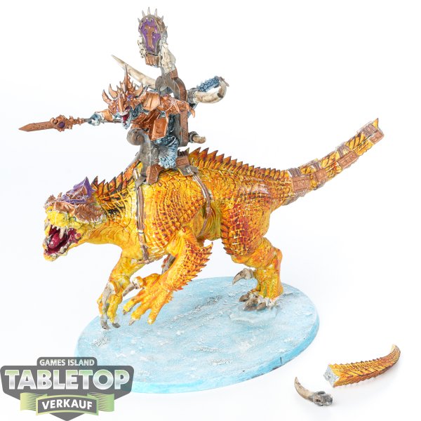 Seraphon - Saurus Oldblood on Carnosaur - bemalt