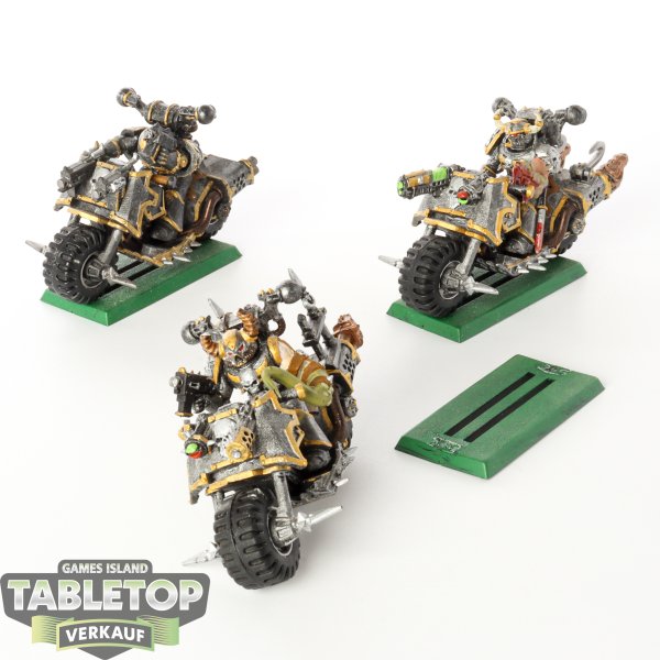 Chaos Space Marines - 3 Chaos Bikers - bemalt