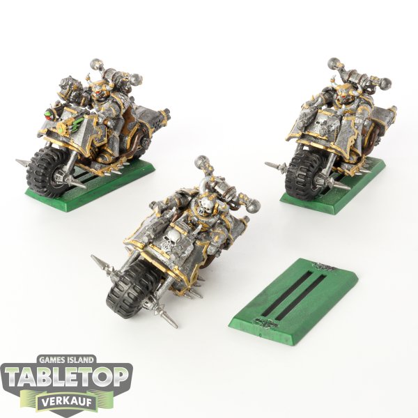 Chaos Space Marines - 3 Chaos Bikers - bemalt