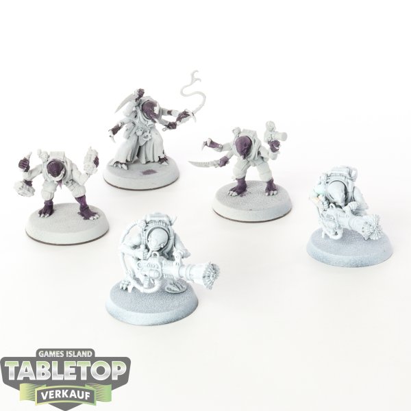 Genestealer Cults - 5 x Acolyte Hybrids - teilweise bemalt