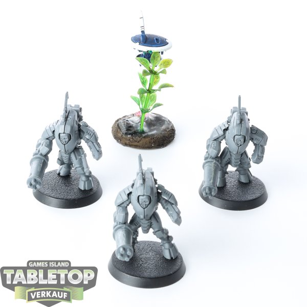 Tau Empire - 3 x XV25 Stealth Battlesuits - teilweise bemalt