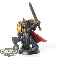 Space Marines - Captain klassisch - bemalt