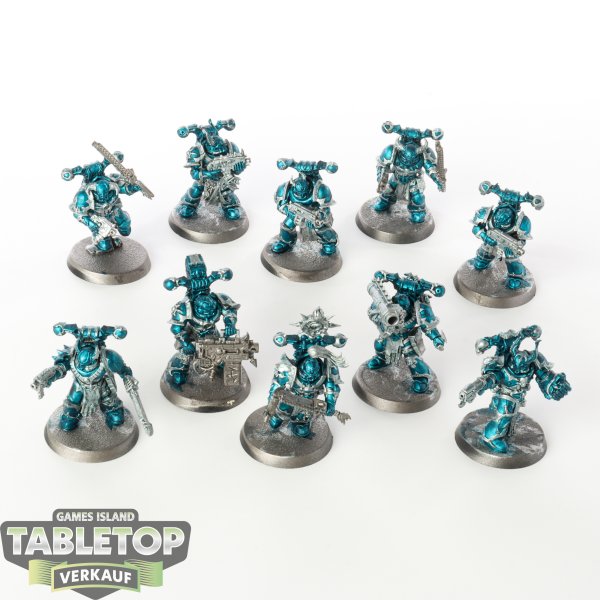 Chaos Space Marines - 10 x Chaos Space Marines - teilweise bemalt