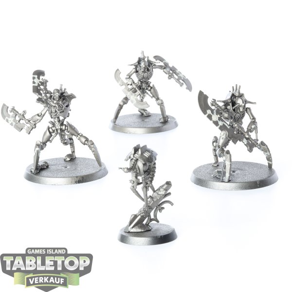 Necrons - 3 Skorpekh Destroyers - teilweise bemalt