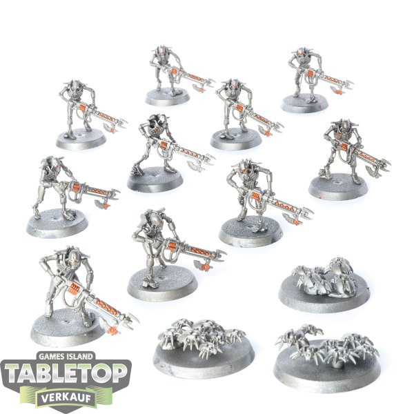 Necrons - 10 Necron Warriors, 3 Canoptek Scarabs - unbemalt