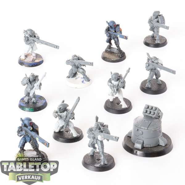 Tau Empire - 10 x Fire Warriors Strike Team - teilweise bemalt