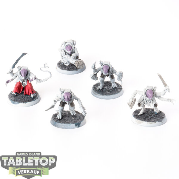 Genestealer Cults - 5 x Acolyte Hybrids - teilweise bemalt
