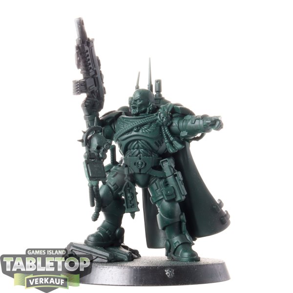 Space Marines - Primaris Captain in Phobos Armour - grundiert