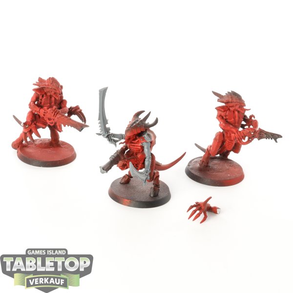 Tyraniden - 3 x Tyranid Warriors - teilweise bemalt