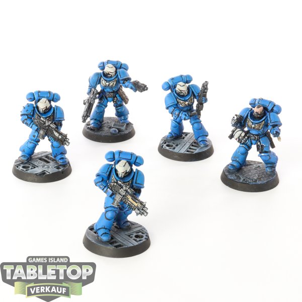 Space Marines - 5 Primaris Intercessors - bemalt