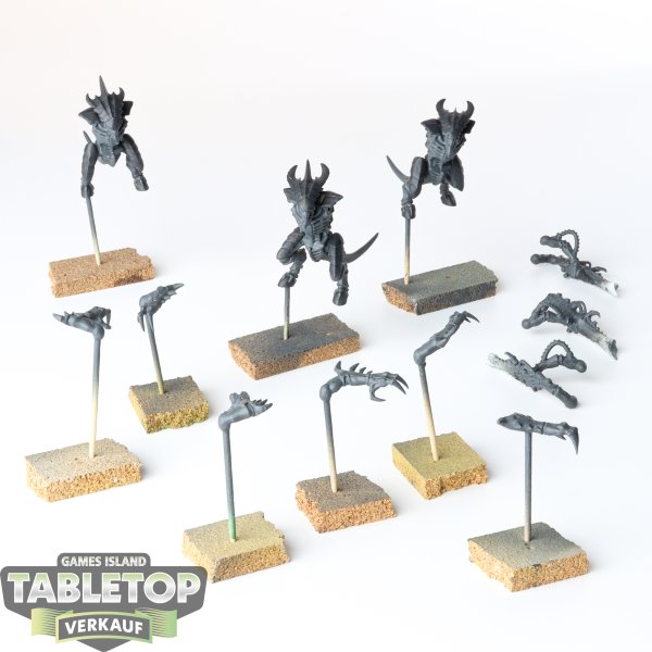 Tyraniden - 3 x Tyranid Warriors - teilweise gebaut