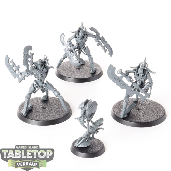 Necrons - 3 x Skorpekh Destroyers & Plasmacyte  - unbemalt