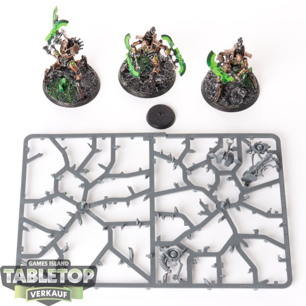 Necrons - 3 x Skorpekh Destroyers & Plasmacyte  - bemalt