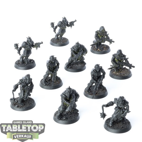 Chaos Space Marines - 10 x Chaos Cultists klassisch - teilweise bemalt