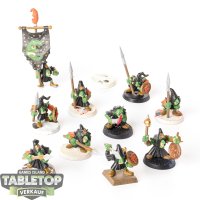 Orc & Goblin Tribes - 10x Goblin Spear - bemalt