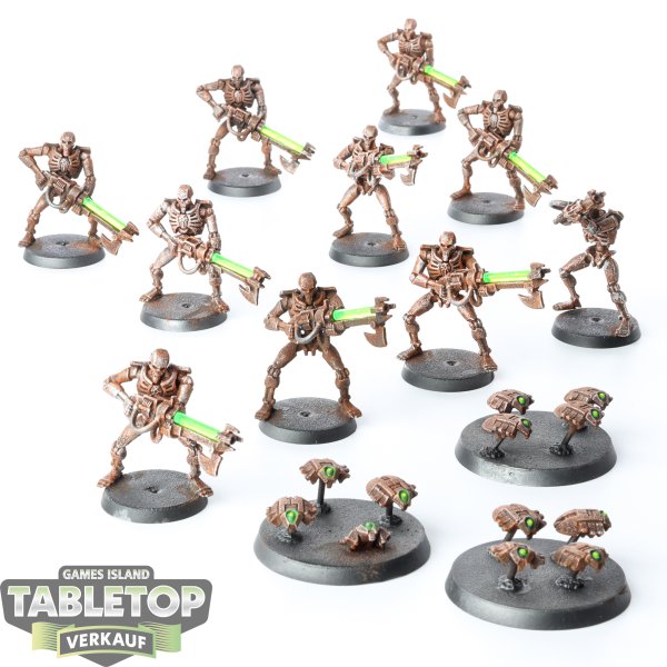 Necrons - 10 Necron Warriors & 3 Scarabs klassisch - teilweise bemalt