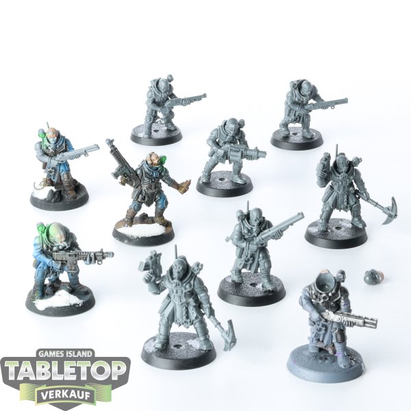 Genestealer Cults - 10 Neophyte Hybrids - teilweise bemalt