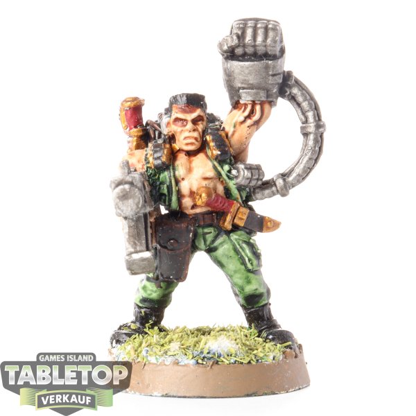 Astra Militarum - Catachan Company Commander - bemalt